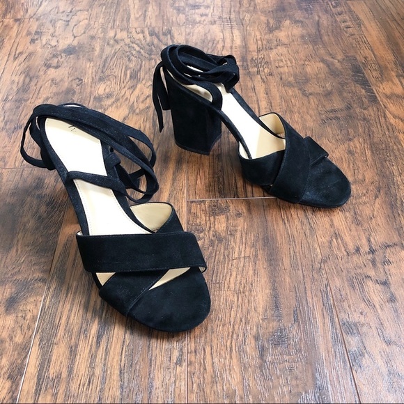 Ivanka Trump • Kuriel suede ankle tie sandals wrap strappy criss cross heeled - Picture 2 of 13